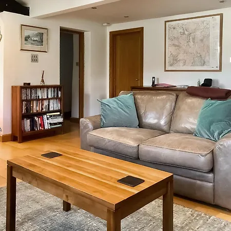 Castle Howe Tatil Evi *